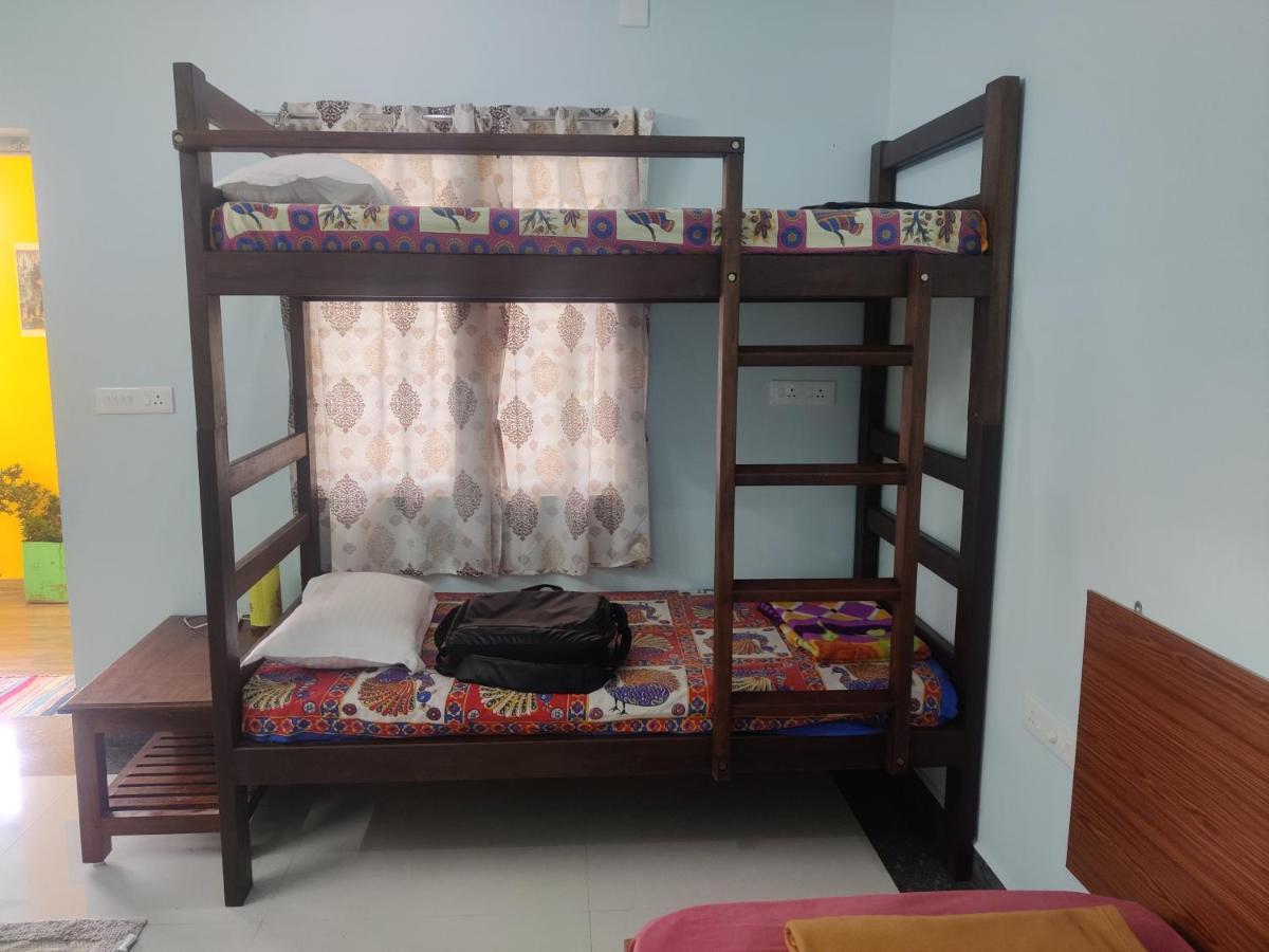 Woodpacker Hostel Auroville Pondicherry ภายนอก รูปภาพ