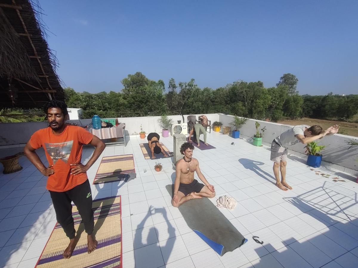 Woodpacker Hostel Auroville Pondicherry ภายนอก รูปภาพ