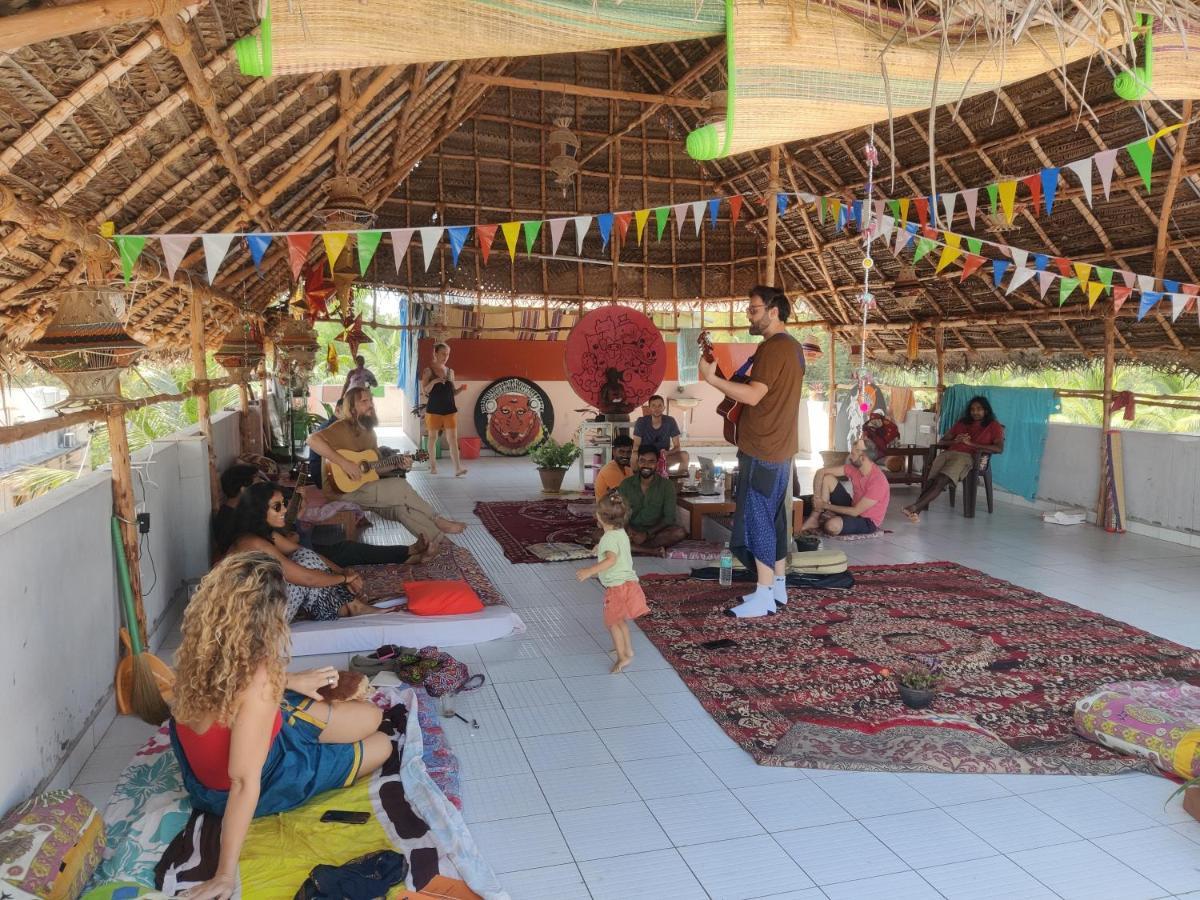 Woodpacker Hostel Auroville Pondicherry ภายนอก รูปภาพ