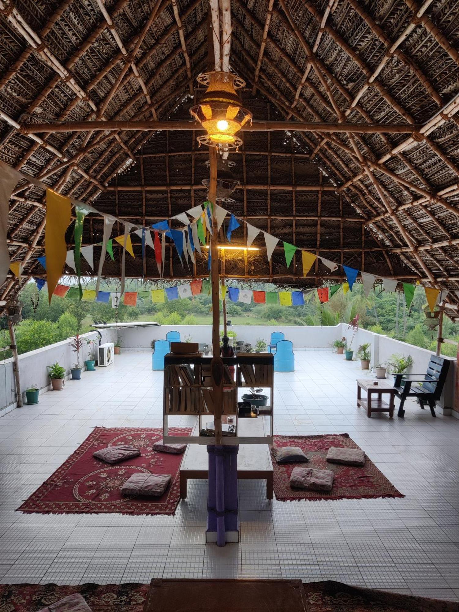 Woodpacker Hostel Auroville Pondicherry ภายนอก รูปภาพ