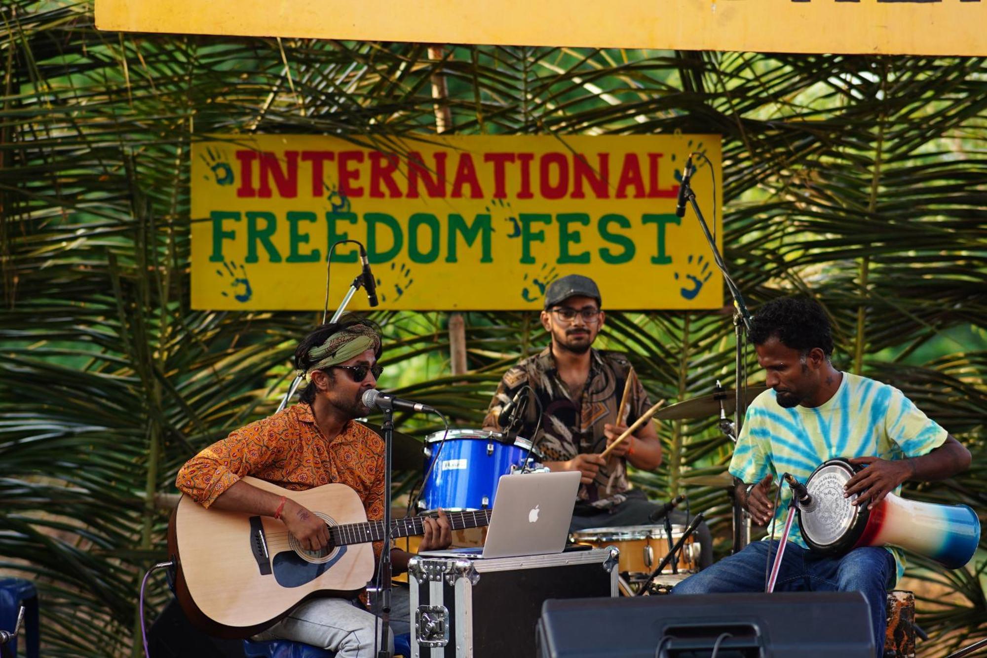 Woodpacker Hostel Auroville Pondicherry ภายนอก รูปภาพ